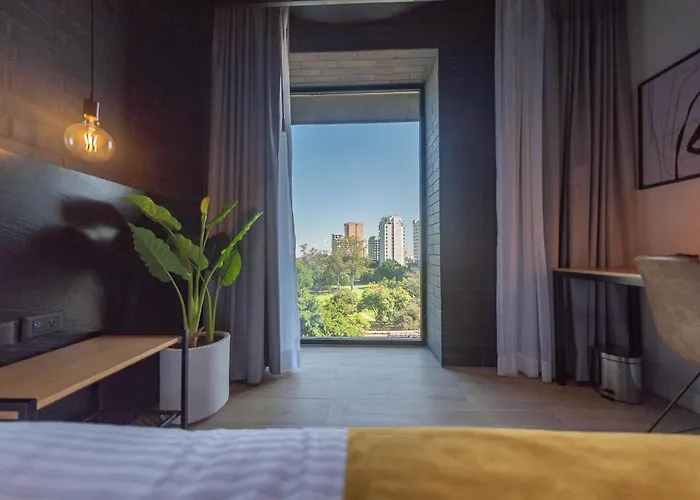 Fulton Business Luxury Hotel